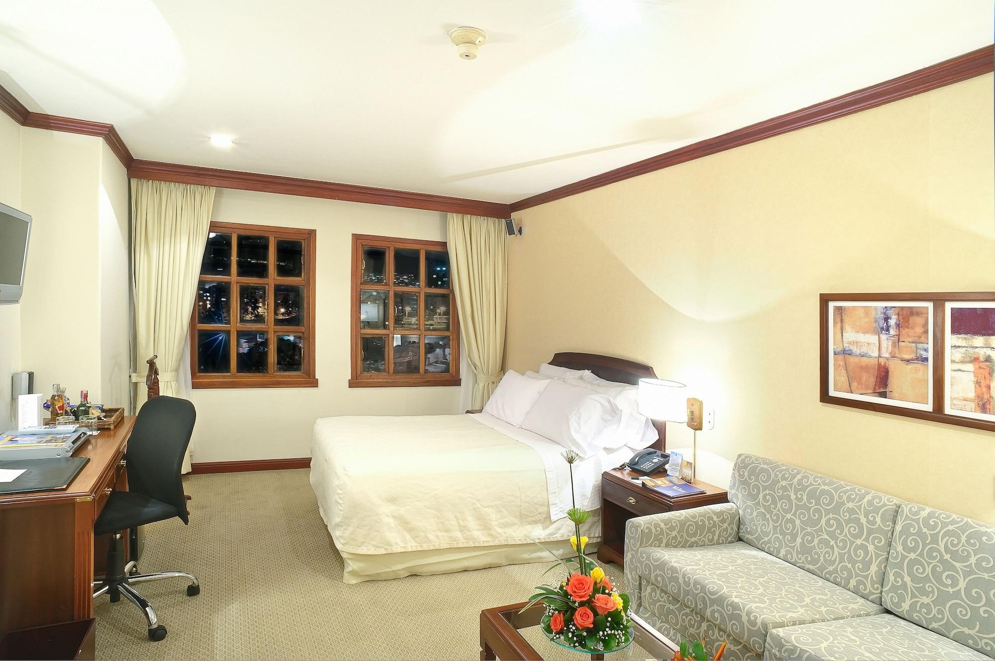 Hotel Dann Carlton بوغوتا الغرفة الصورة Deluxe Room