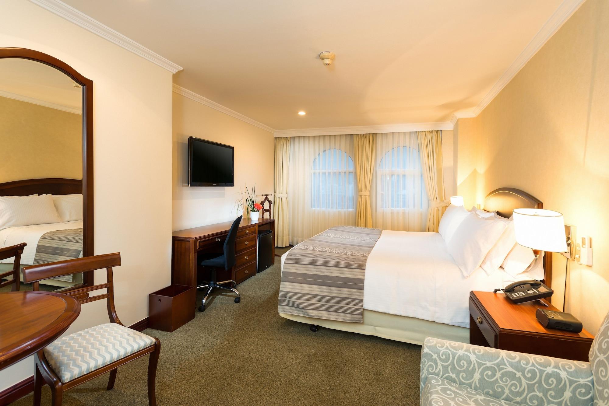 Hotel Dann Carlton بوغوتا المظهر الخارجي الصورة A room at the hotel