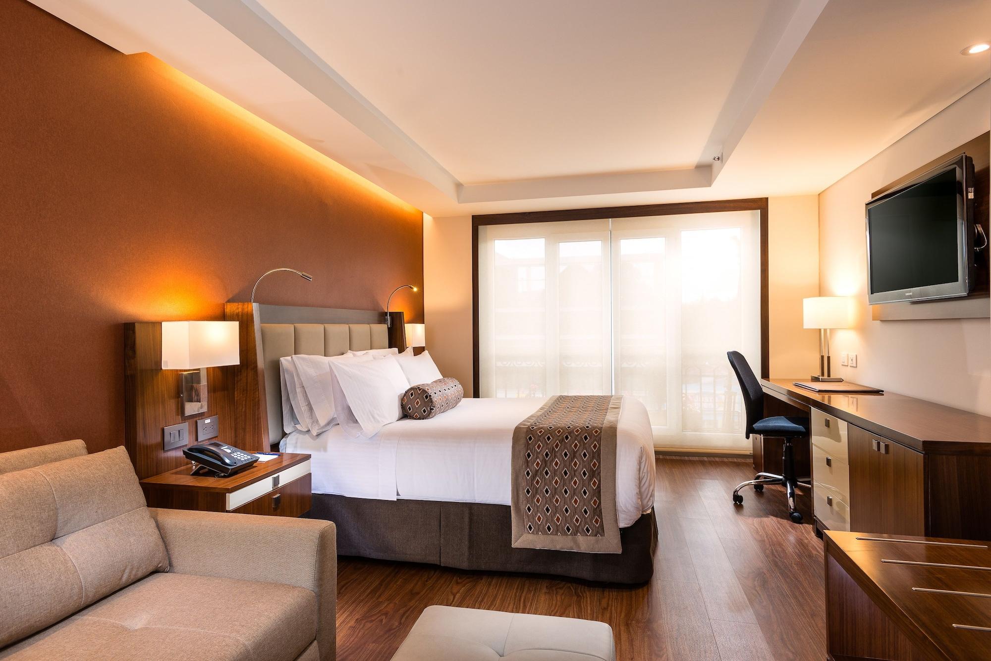 Hotel Dann Carlton بوغوتا المظهر الخارجي الصورة A room at the hotel
