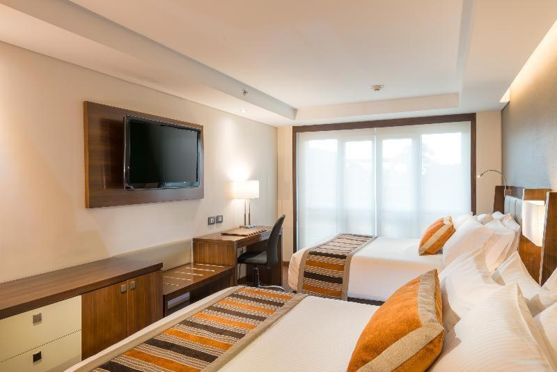 Hotel Dann Carlton بوغوتا الغرفة الصورة A room at the hotel