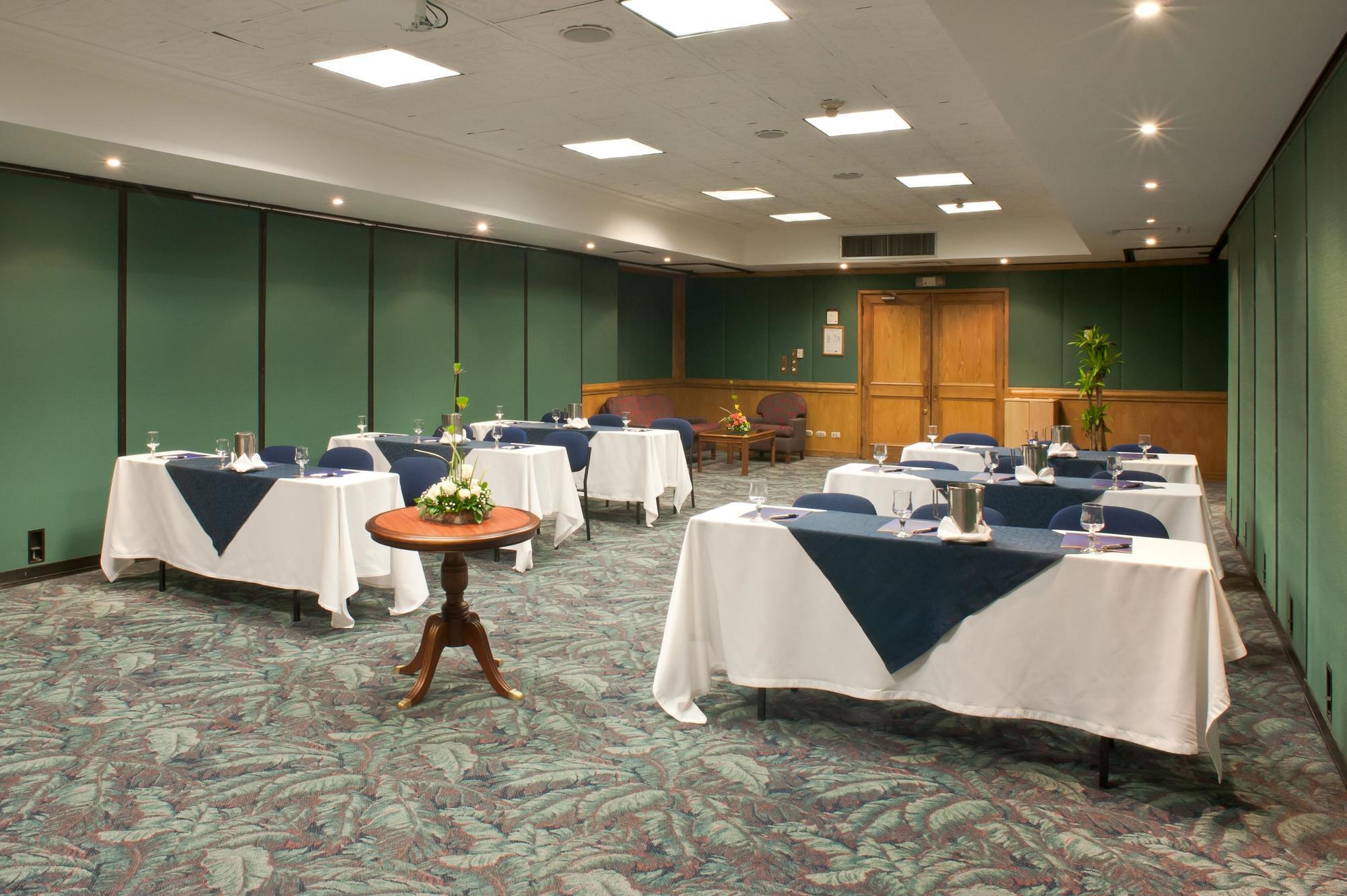 Hotel Dann Carlton بوغوتا المظهر الخارجي الصورة Meeting room
