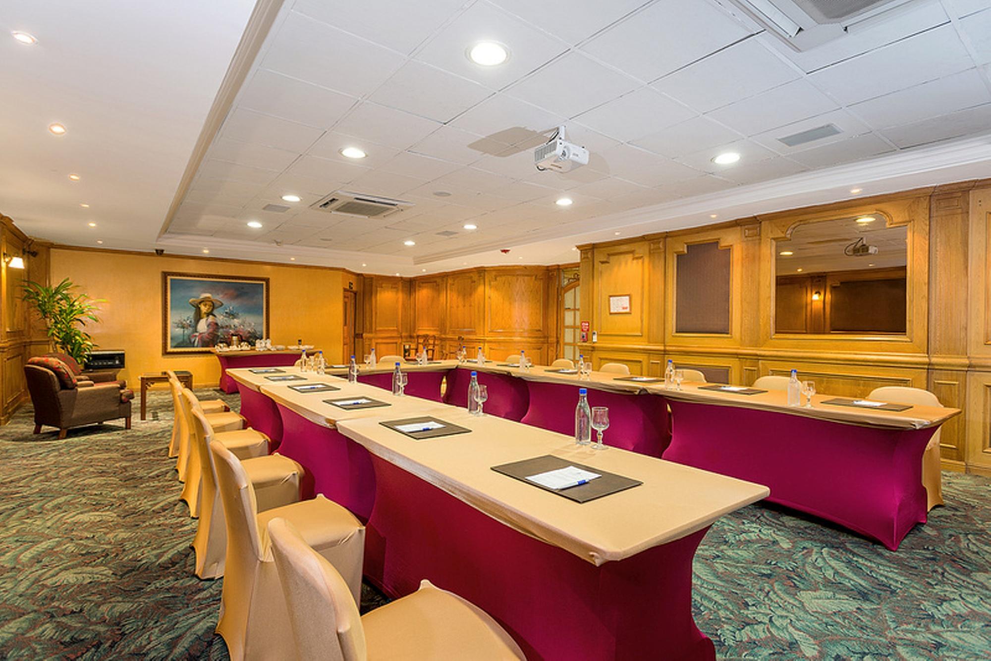 Hotel Dann Carlton بوغوتا المظهر الخارجي الصورة Meeting room