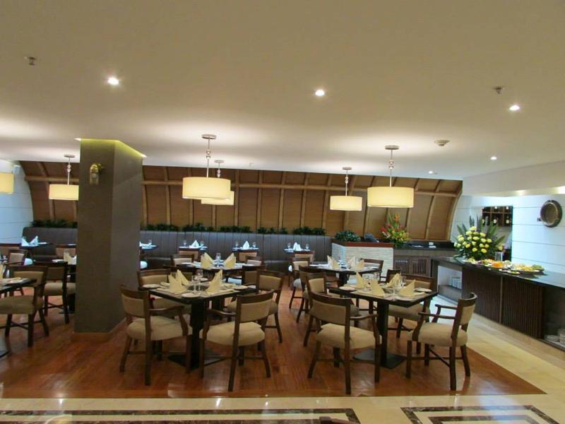 Hotel Dann Carlton بوغوتا المظهر الخارجي الصورة The restaurant